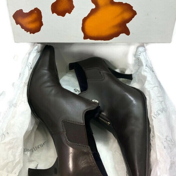 DONALD J. PLINER Expresso brown calf leather shoe with front zipper - Size 9M - Picture 15 of 15